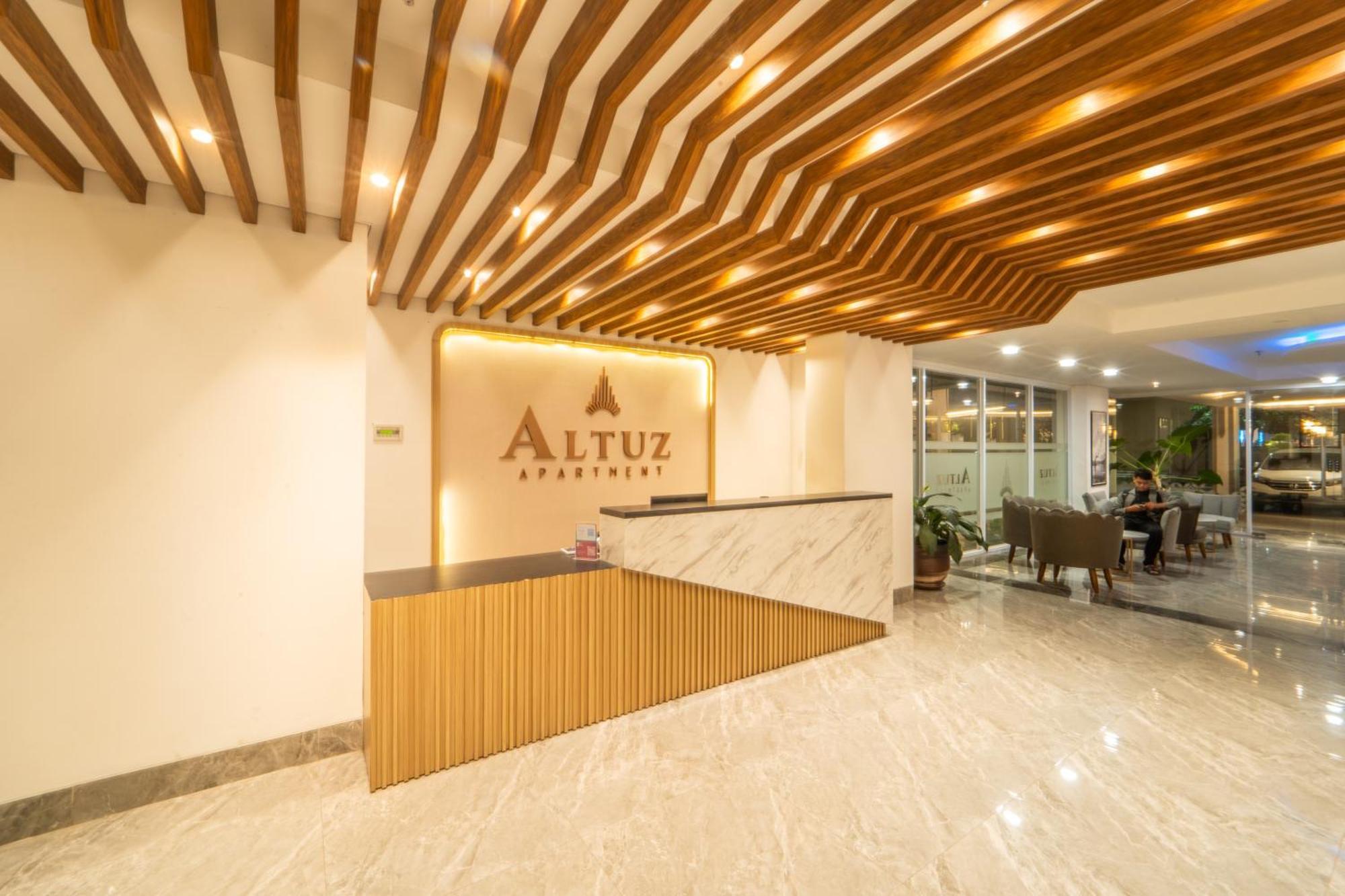 Redliving Apartemen Premium Exclusive Seturan Yogyakarta Luaran gambar